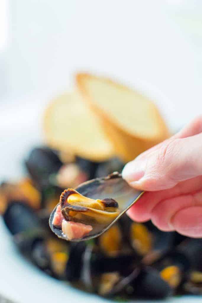 dijon-white-wine-mussels-10