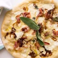 White Pizza with Prosciutto & Blue Cheese