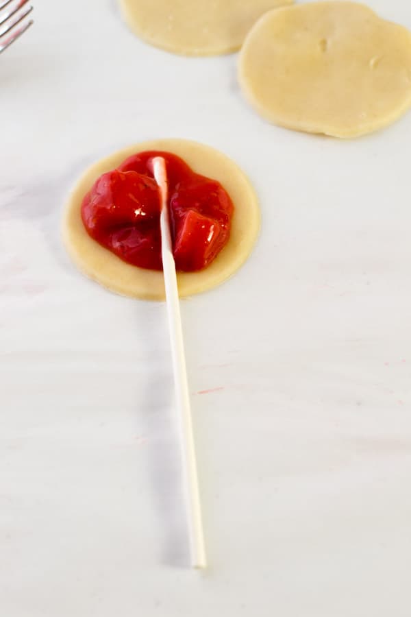 Strawberry Rhubarb Pie Pops