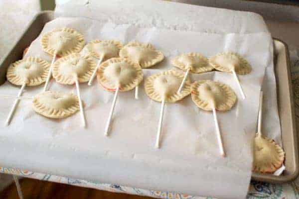 Strawberry Rhubarb Pie Pops