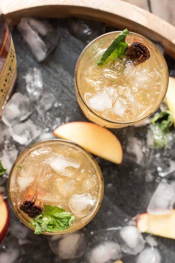 Apple Cinnamon Whiskey Smash