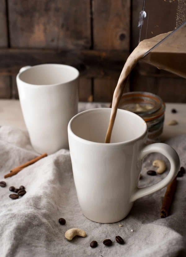 Creamy Gingerbread Cashew Coffee