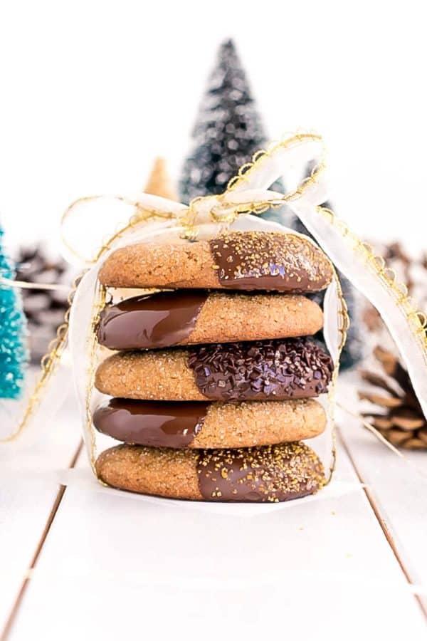 chocolate-dipped-ginger-cookies-7