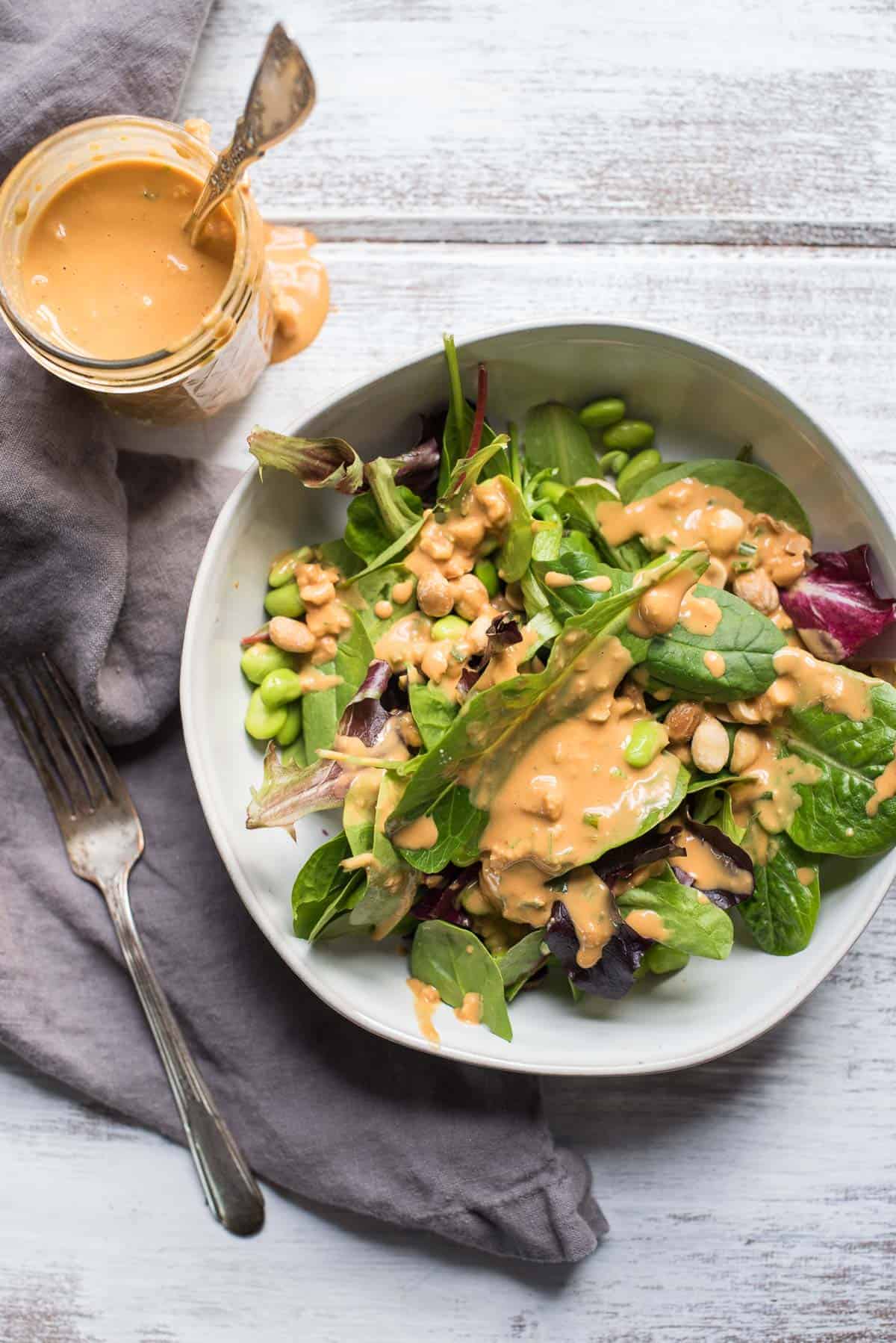 Thai Chicken Mason Jar Salad with Spicy Peanut Dressing