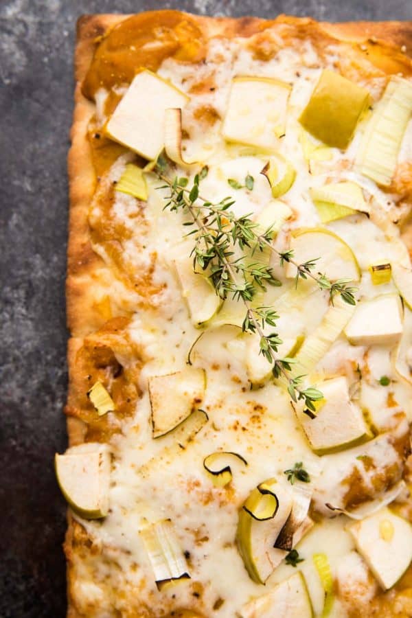 squash flatbread with leeks and apple slices after baking
