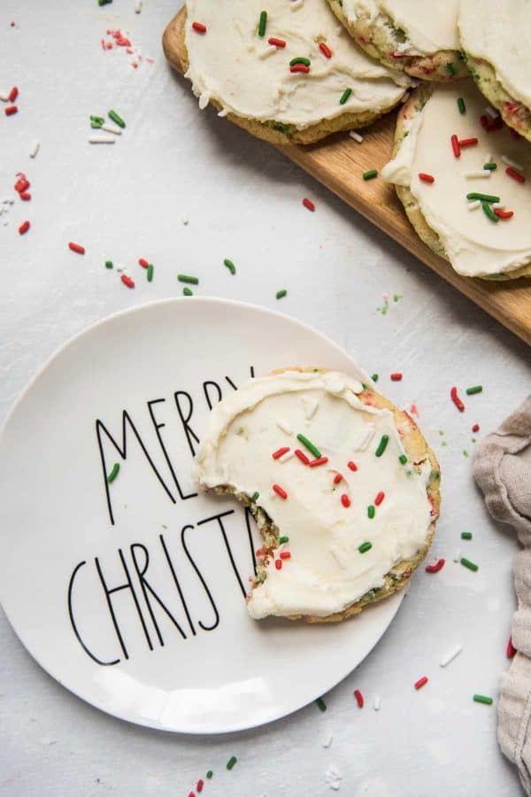 christmas cookie on a merry christmas plate