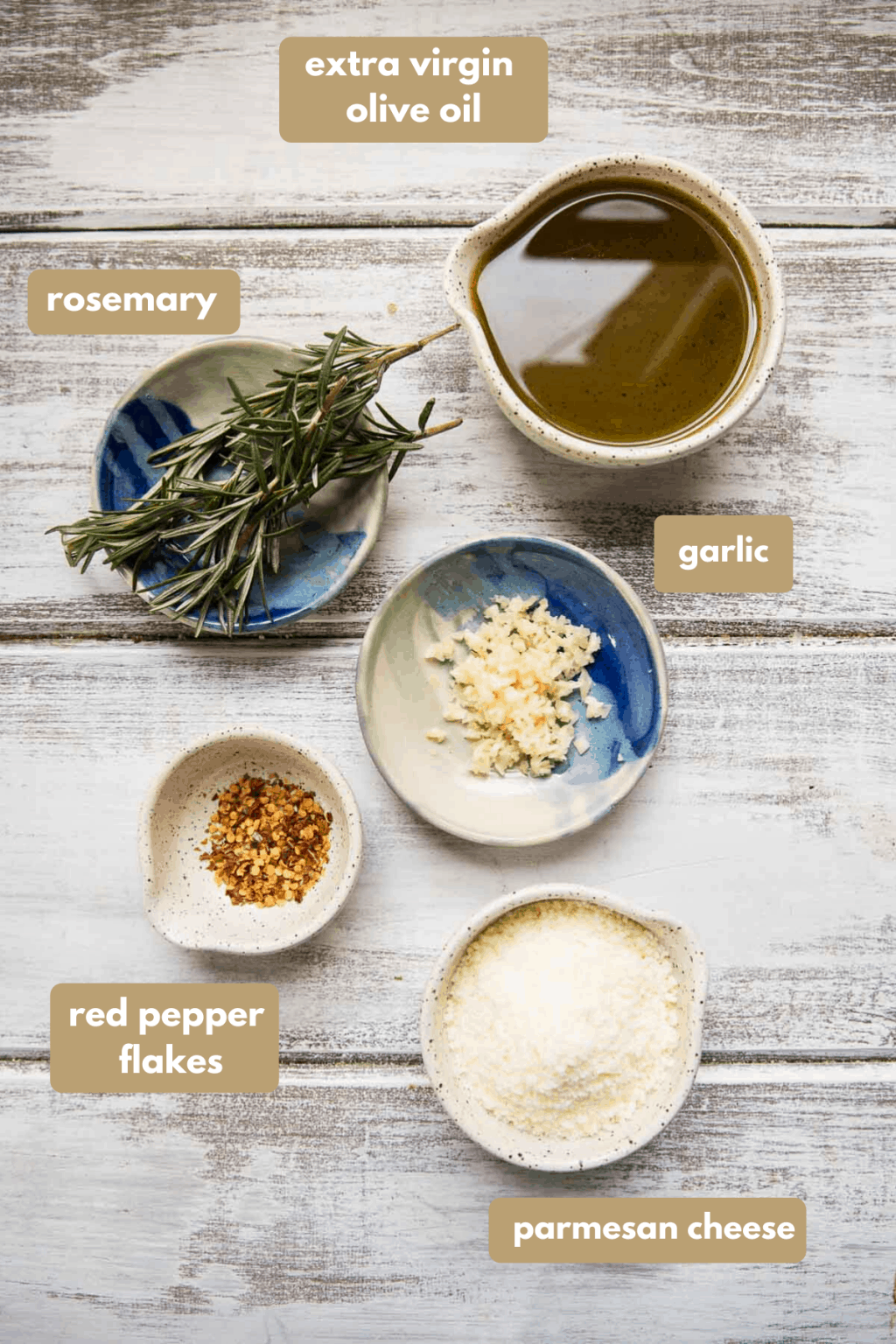 Copycat Bertucci's Dipping Oil & Rolls Hunger Thirst Play