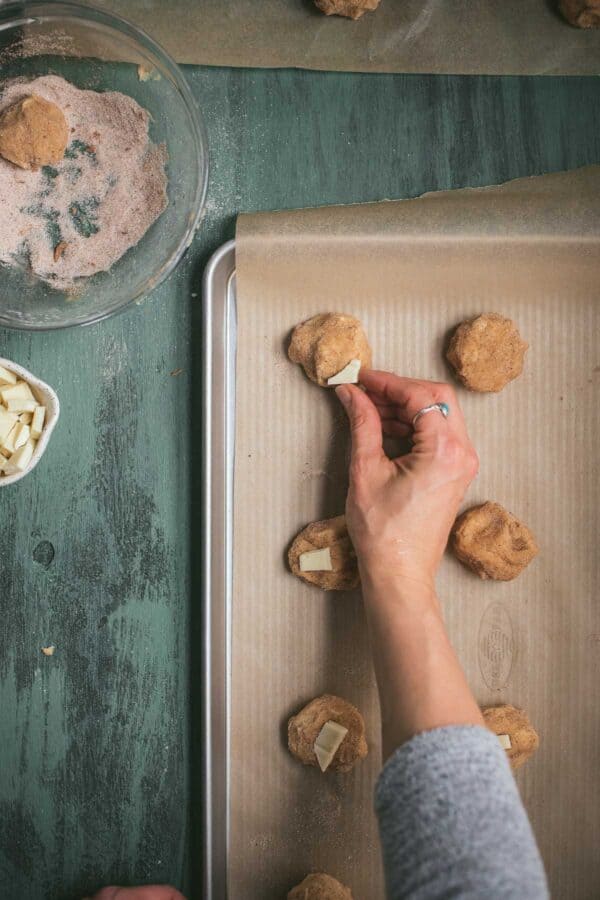 topping cookies with white chocolate chunks