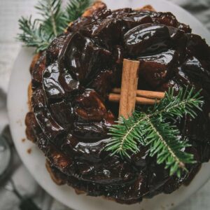 overhead of mokeybread with gooey molasses and ginger