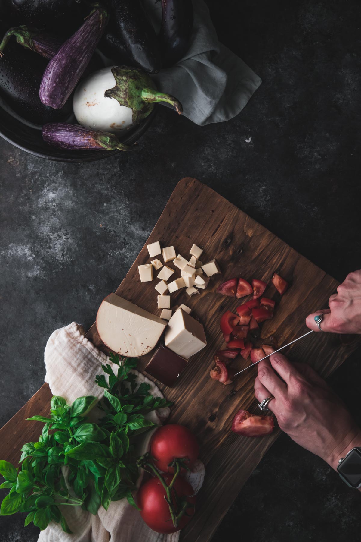 dicing tomatoes for fresh sauce