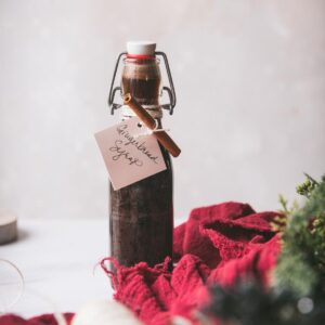 gingerbread syrup in a labeled flip top bottle